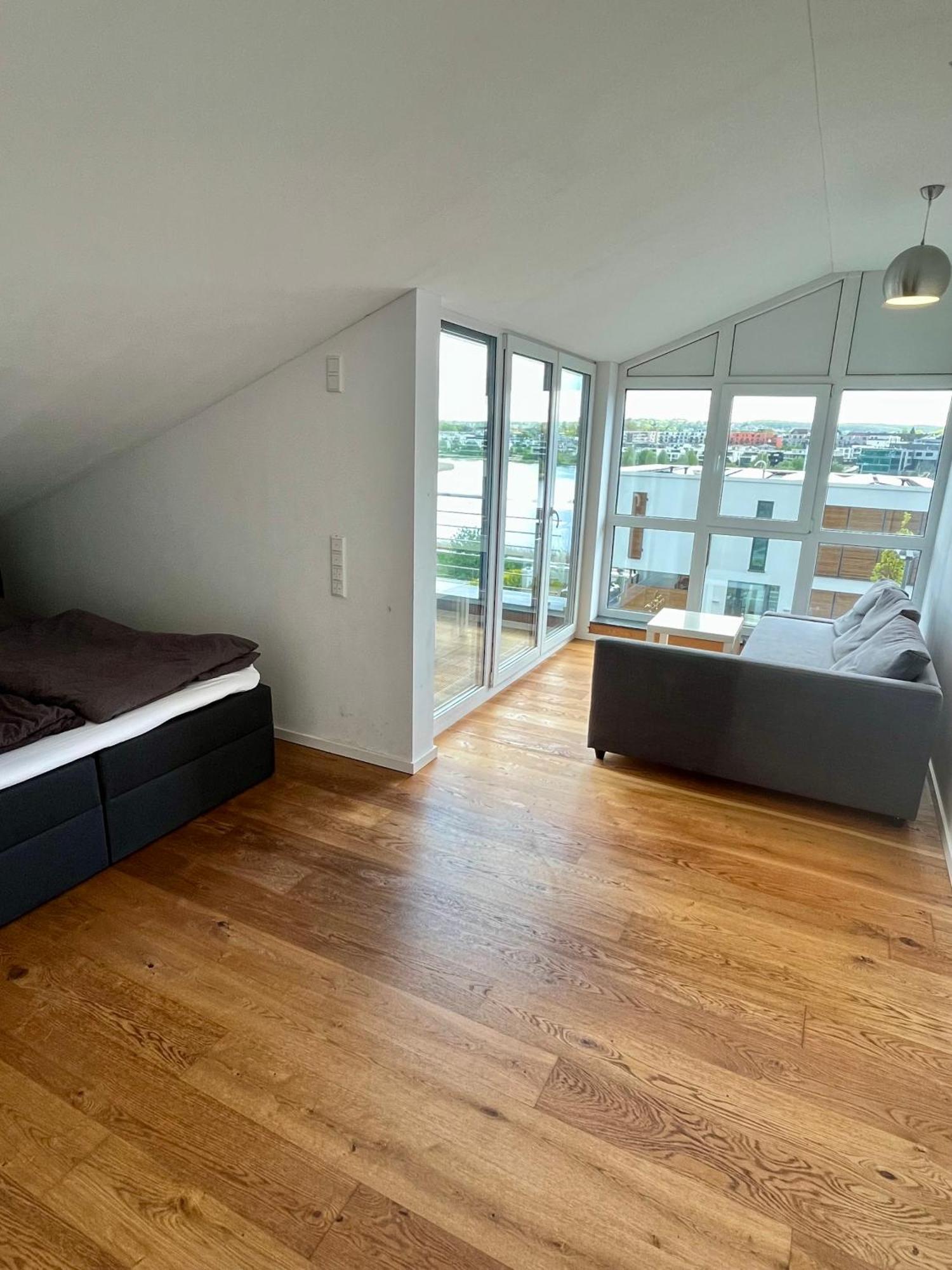 Haus Mit Panoramablick Auf Den Phoenixsee Dortmund Exterior photo