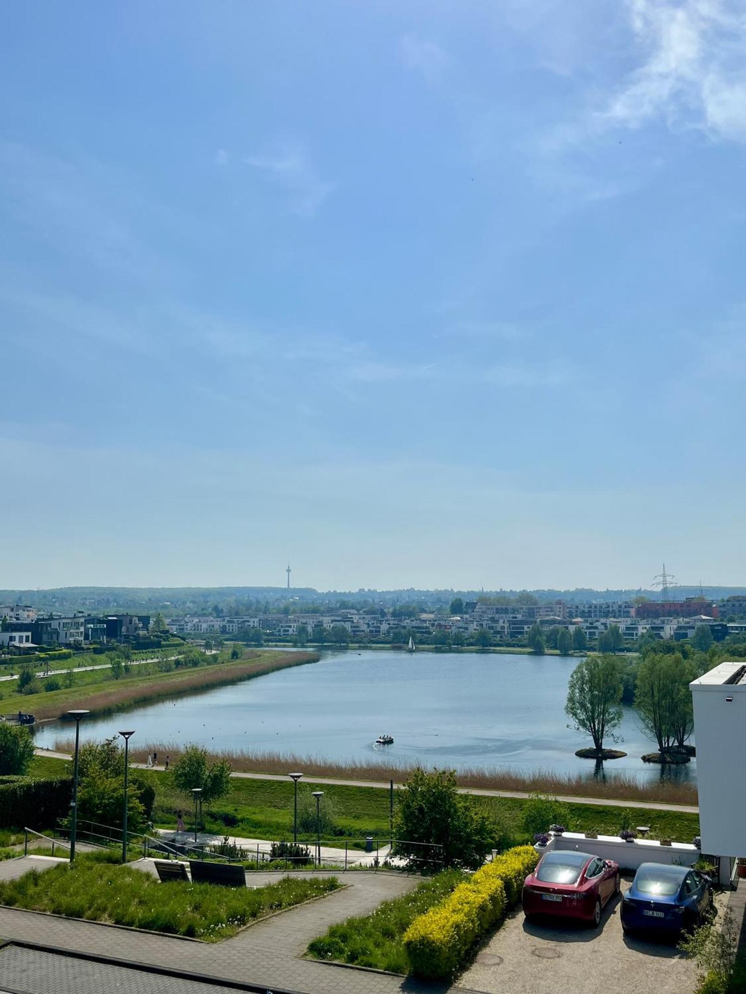 Haus Mit Panoramablick Auf Den Phoenixsee Dortmund Exterior photo